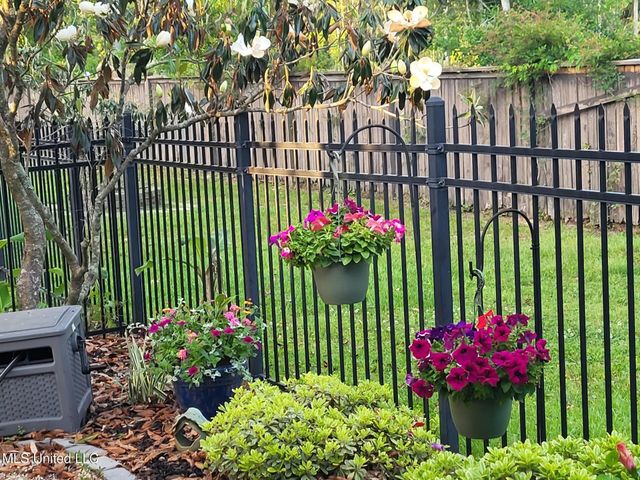 3808 Acadian Village Drive, Ocean Springs, MS 39564