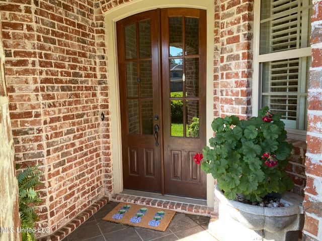 3808 Acadian Village Drive, Ocean Springs, MS 39564