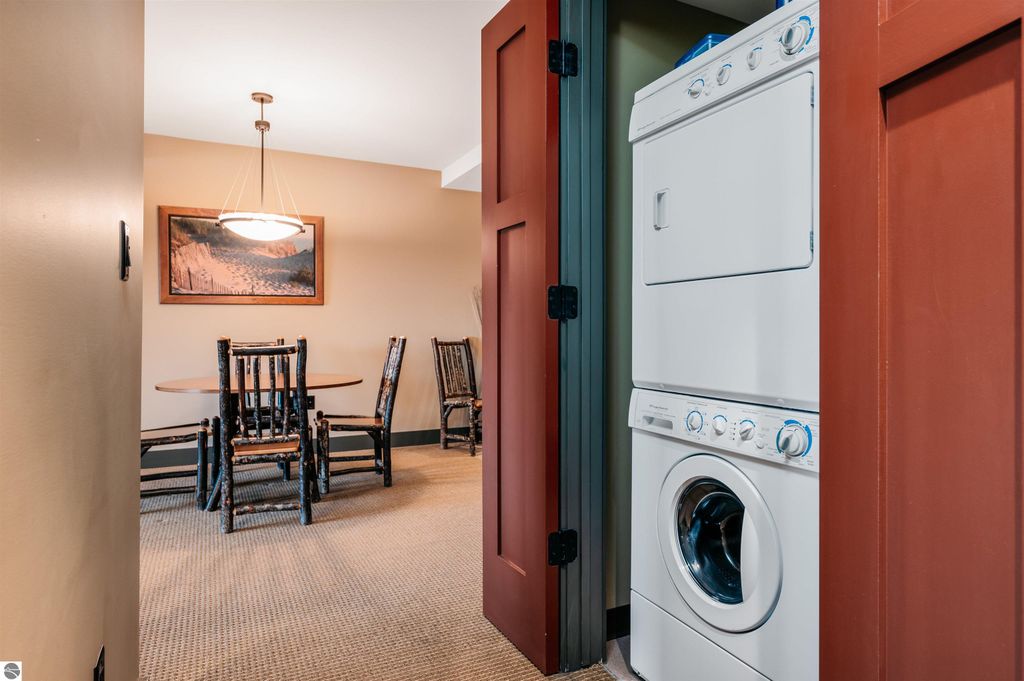 Image 18 of property listing at 2035 N US-31 N # 105, Traverse City, MI 49686