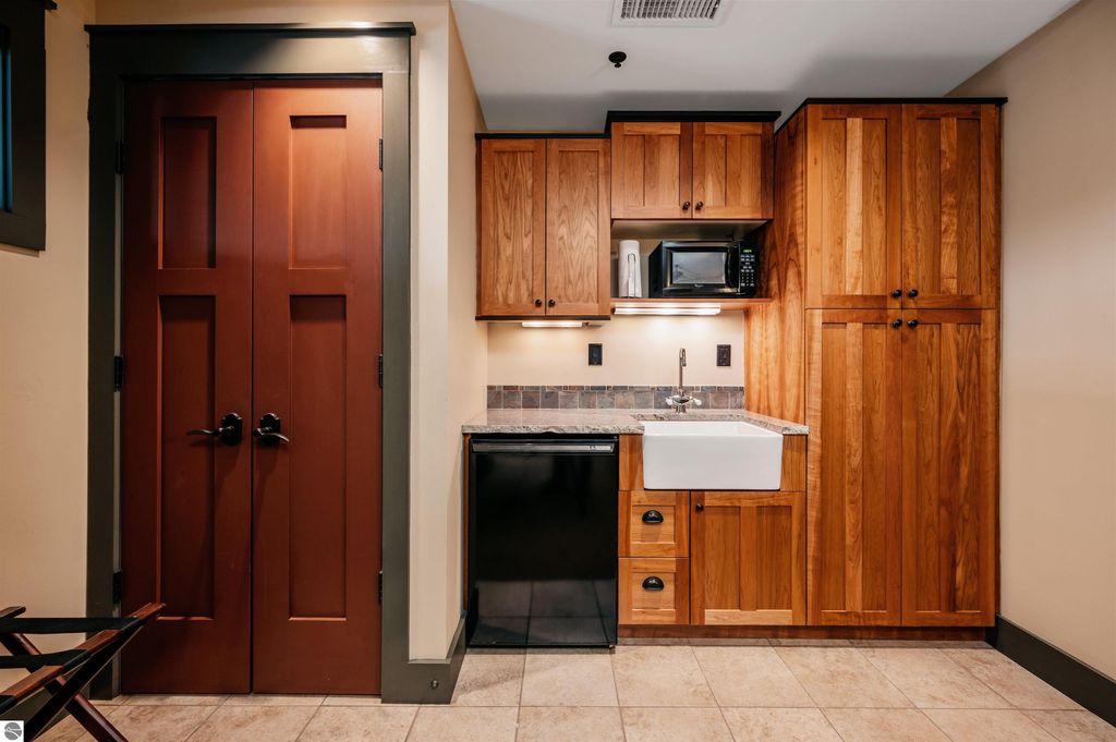 Image 20 of property listing at 2035 N US-31 N # 105, Traverse City, MI 49686