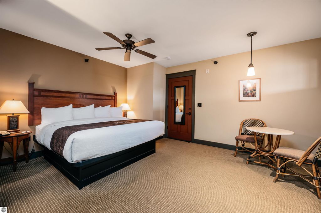 Image 22 of property listing at 2035 N US-31 N # 105, Traverse City, MI 49686