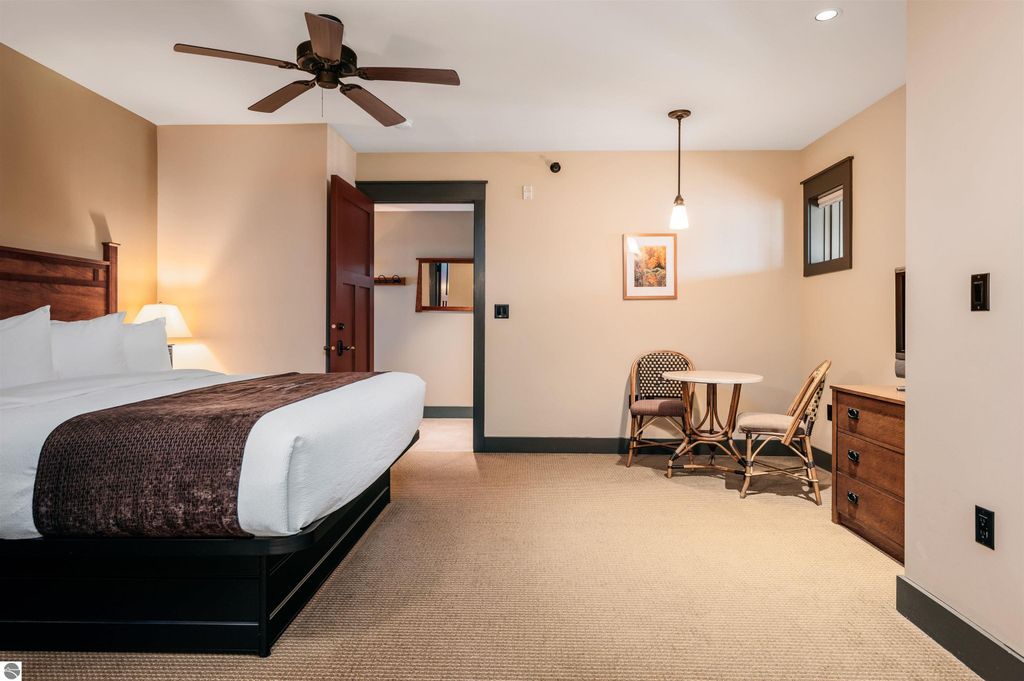 Image 31 of property listing at 2035 N US-31 N # 105, Traverse City, MI 49686