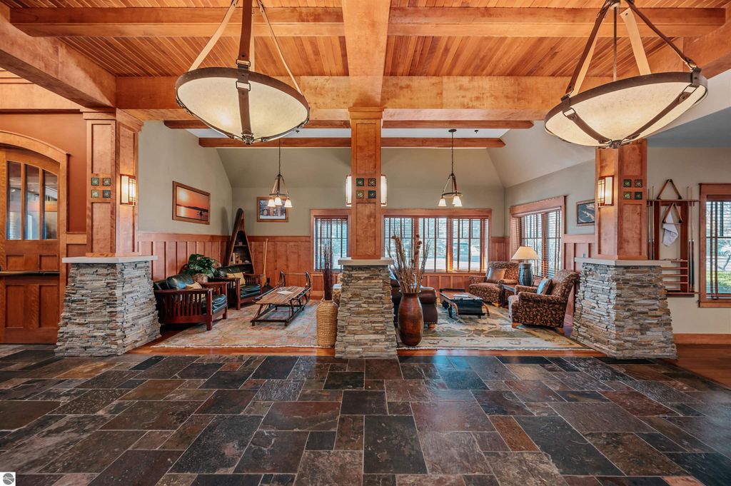 Image 54 of property listing at 2035 N US-31 N # 105, Traverse City, MI 49686