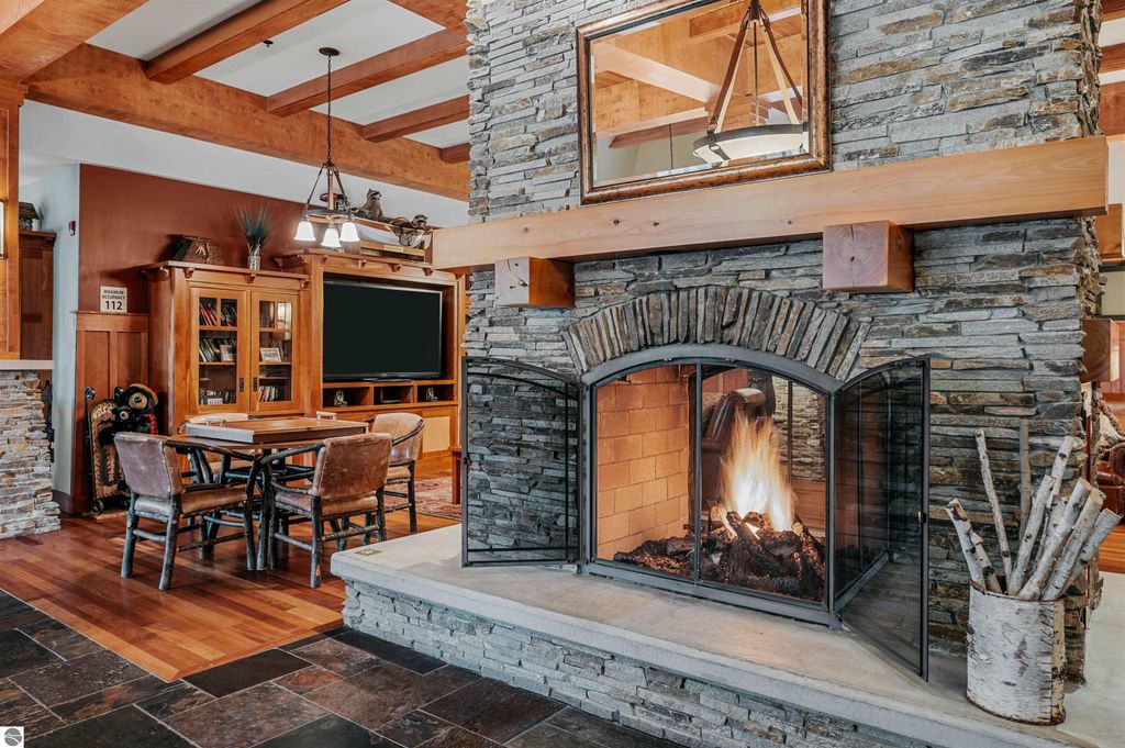 Image 58 of property listing at 2035 N US-31 N # 105, Traverse City, MI 49686