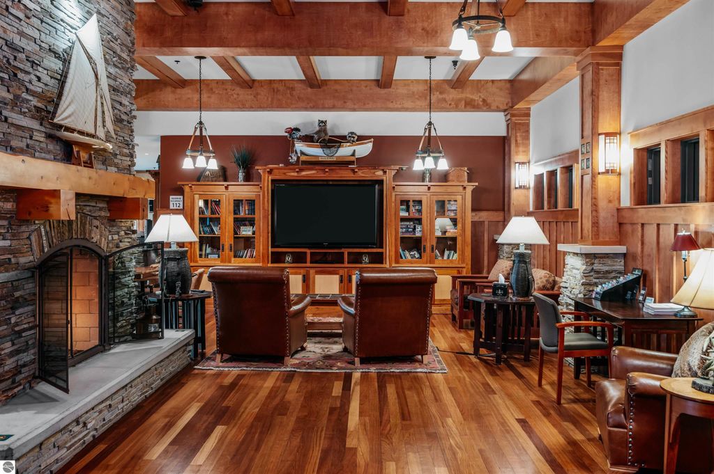 Image 62 of property listing at 2035 N US-31 N # 105, Traverse City, MI 49686