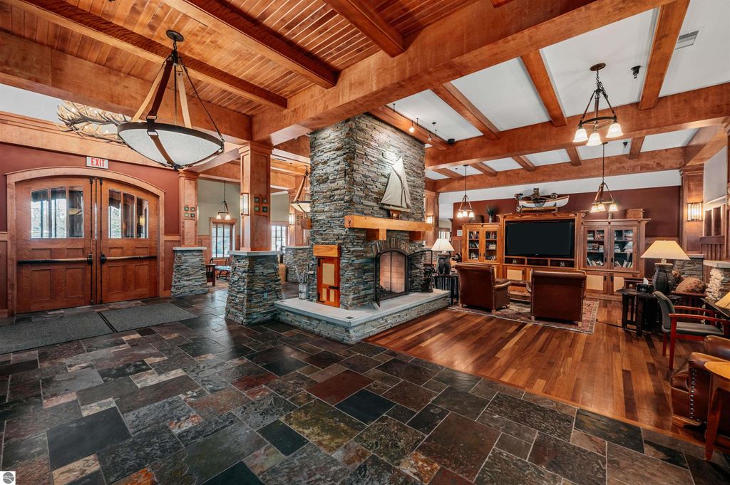 Image 63 of property listing at 2035 N US-31 N # 105, Traverse City, MI 49686