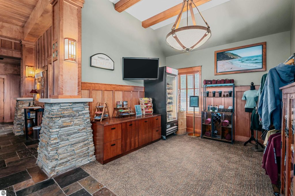 Image 66 of property listing at 2035 N US-31 N # 105, Traverse City, MI 49686