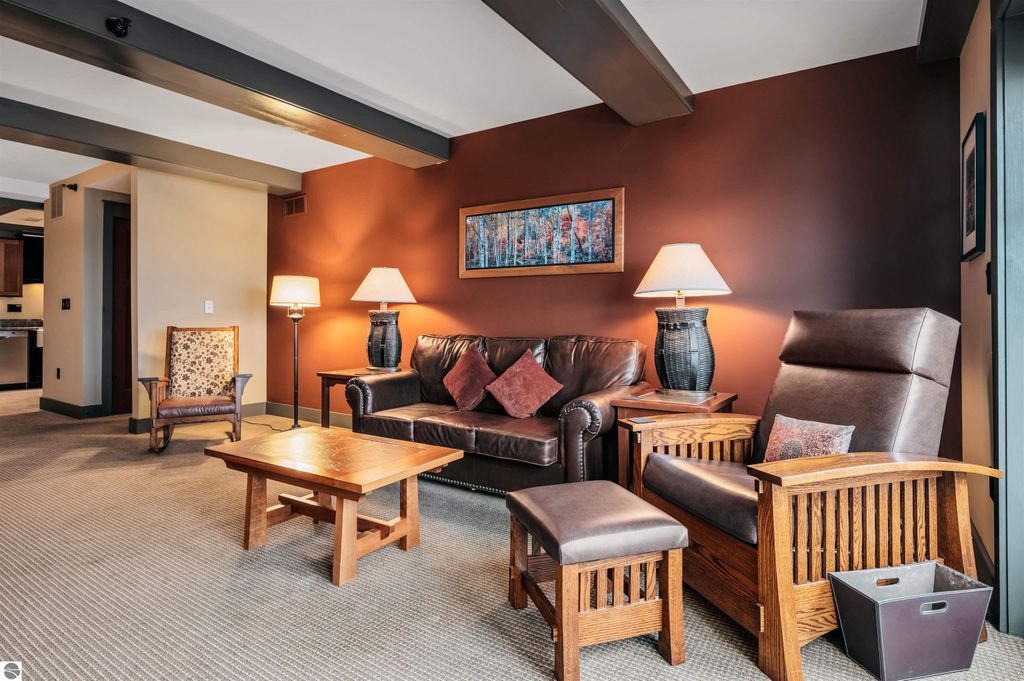 Image 9 of property listing at 2035 N US-31 N # 105, Traverse City, MI 49686