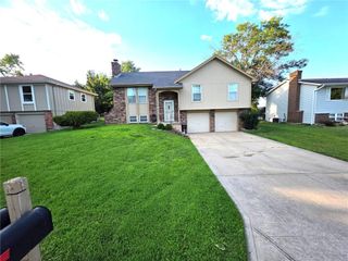1420 W Spruce Street, Olathe, KS 66061
