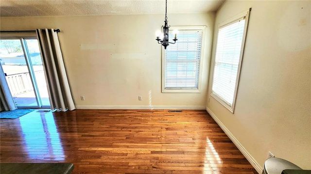 110 S Williams Street, Girard, KS 66743