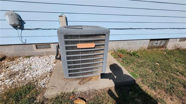 110 S Williams Street, Girard, KS 66743