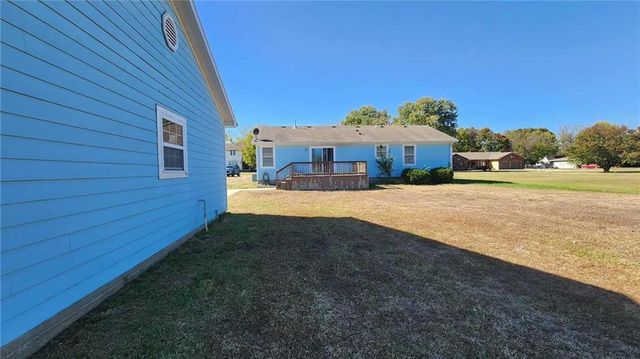 110 S Williams Street, Girard, KS 66743