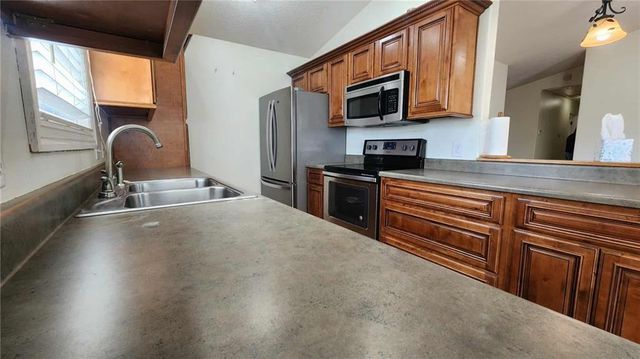 110 S Williams Street, Girard, KS 66743