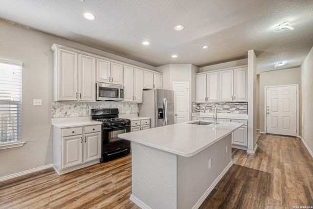 7203 Marina Del Rey, Converse, TX 78109