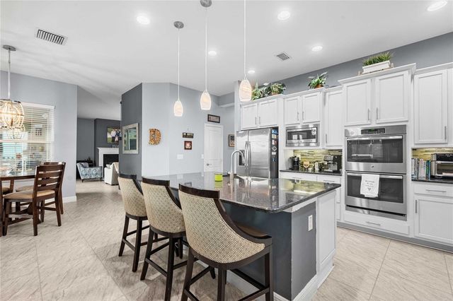 2611 COCO PALM CIRCLE, Wesley Chapel, FL 33543