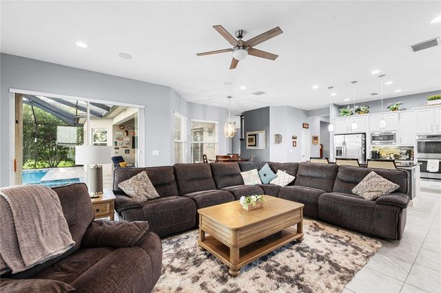 2611 COCO PALM CIRCLE, Wesley Chapel, FL 33543