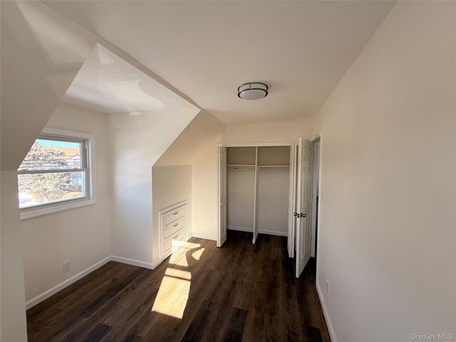 351 Roquette Avenue, Floral Park, NY 11001