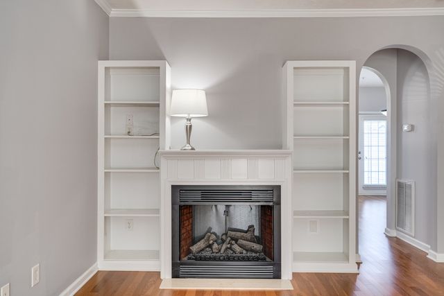 804 Spence Enclave Ln, Nashville, TN 37210