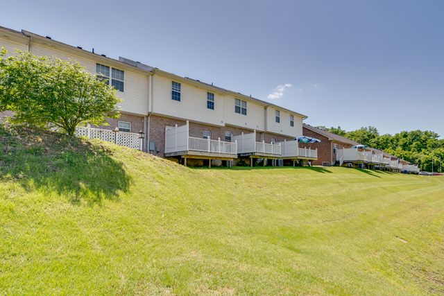 804 Spence Enclave Ln, Nashville, TN 37210