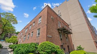 6299 Broadway Apt C3A, New York City, NY 10471