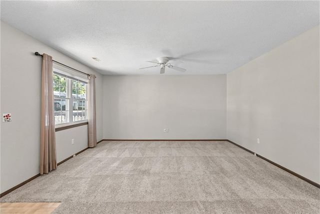 11327 W 77TH Terrace, Shawnee, KS 66214