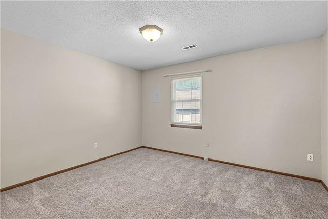 11327 W 77TH Terrace, Shawnee, KS 66214