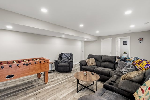 335 NW Horan Court, Waukee, IA 50263