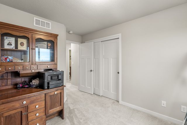 335 NW Horan Court, Waukee, IA 50263