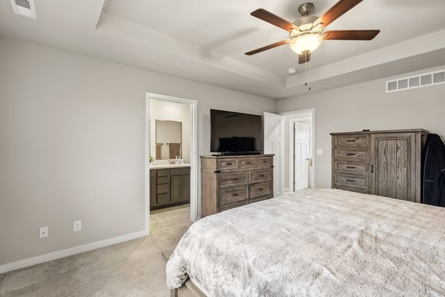 335 NW Horan Court, Waukee, IA 50263