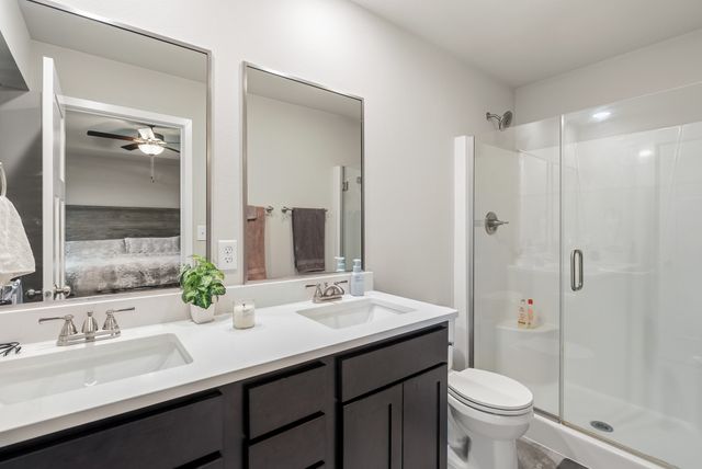 335 NW Horan Court, Waukee, IA 50263
