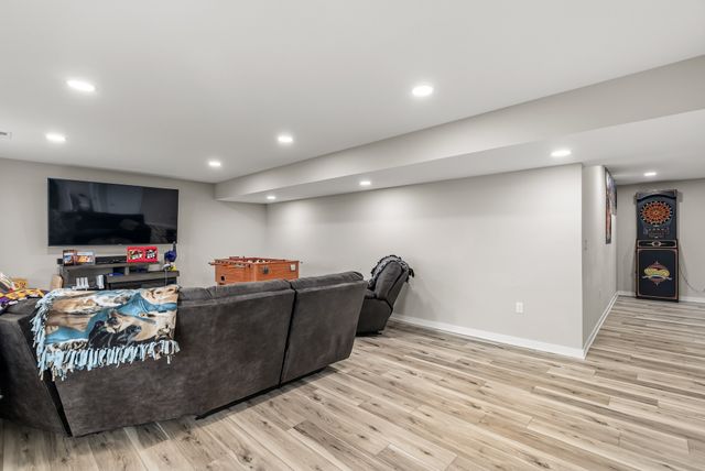 335 NW Horan Court, Waukee, IA 50263