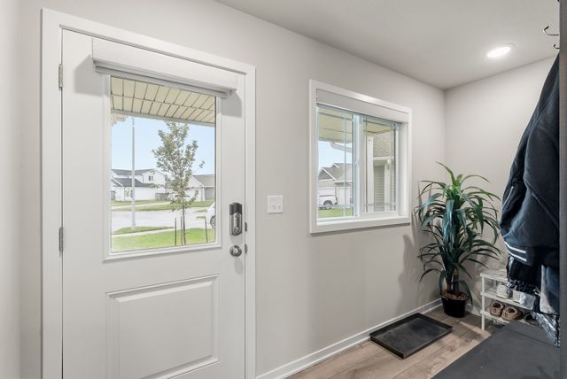 335 NW Horan Court, Waukee, IA 50263