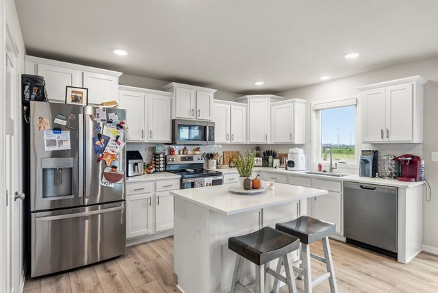 335 NW Horan Court, Waukee, IA 50263