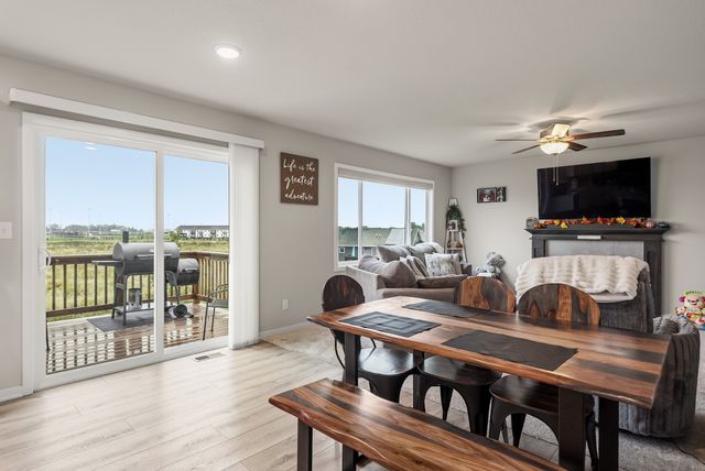 335 NW Horan Court, Waukee, IA 50263