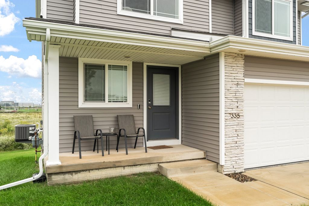 335 NW Horan Court, Waukee, IA 50263