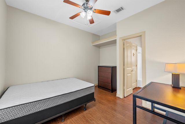 2410 S 2nd 205, Waco, TX 76706