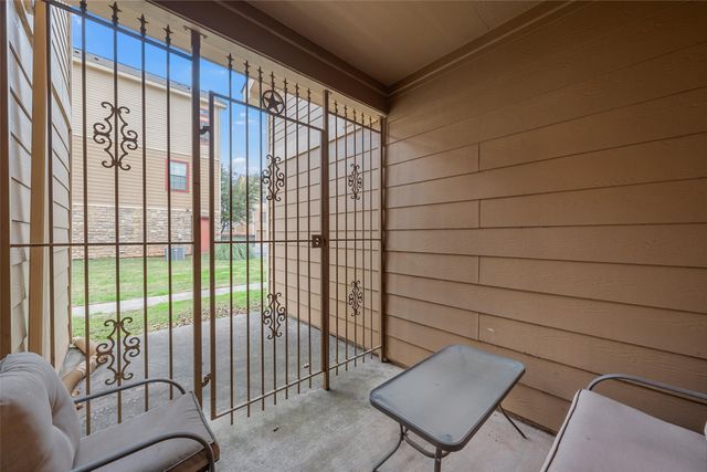 2410 S 2nd 205, Waco, TX 76706