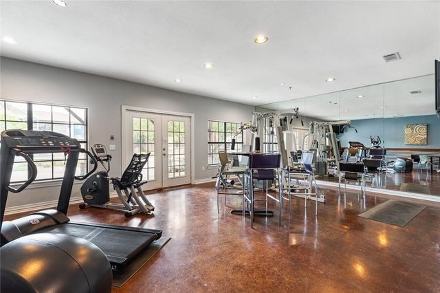 2410 S 2nd 205, Waco, TX 76706