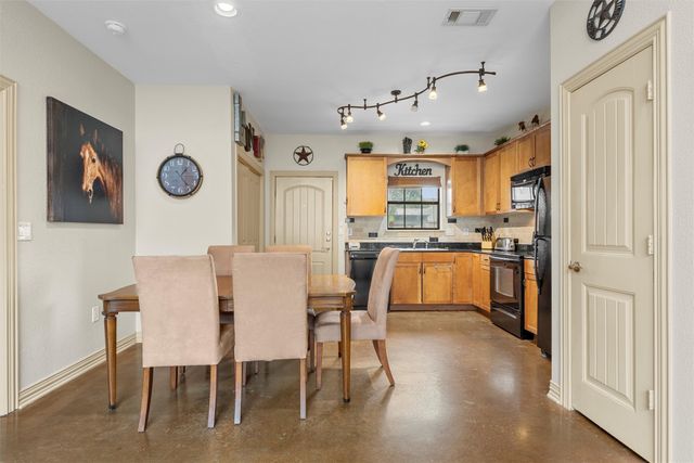 2410 S 2nd 205, Waco, TX 76706