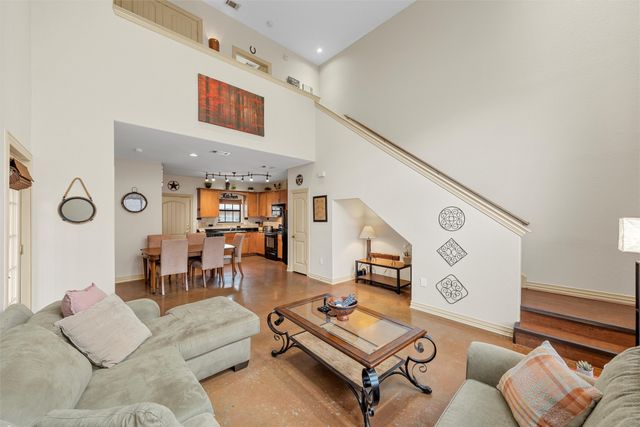 2410 S 2nd 205, Waco, TX 76706