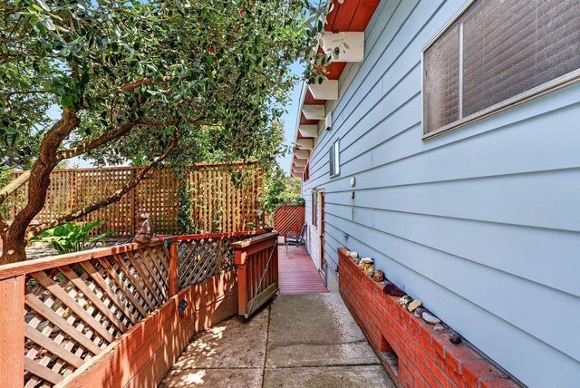 110 Rutherford Court, Aptos, CA 95003