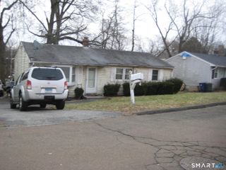 46 Ogden Street, West Haven, CT 06516