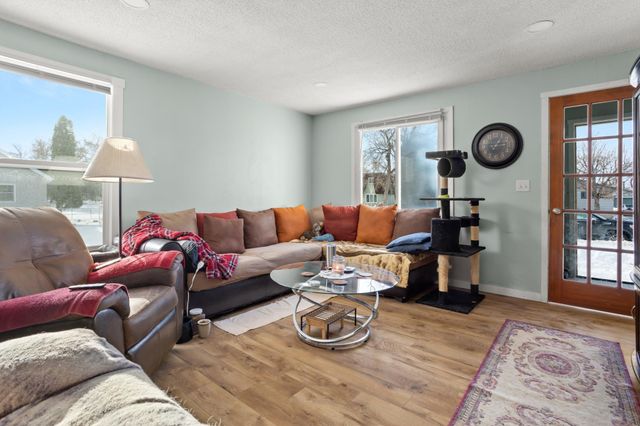 310 23rd Street S, Fargo, ND 58103