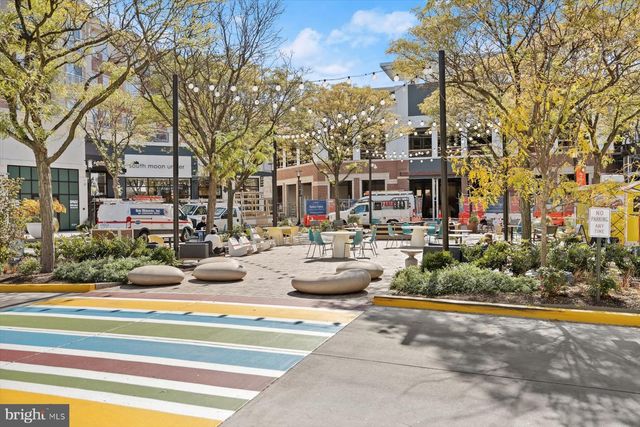 2239 FAIRFAX DR N, Arlington, VA 22201