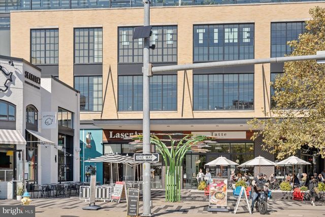 2239 FAIRFAX DR N, Arlington, VA 22201