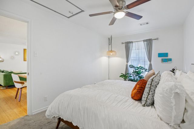 4413 Russell DR, Austin, TX 78745