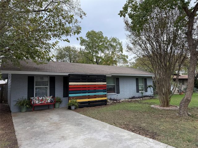 4413 Russell DR, Austin, TX 78745