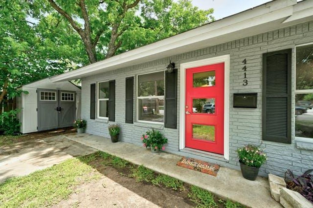 4413 Russell DR, Austin, TX 78745