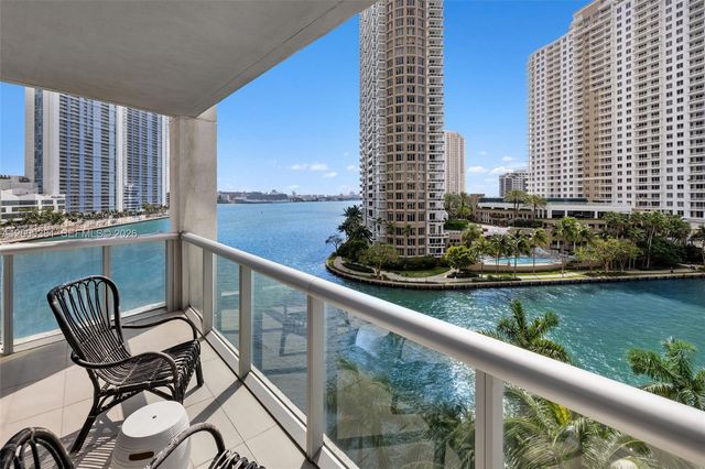 465 Brickell Ave 701, Miami, FL 33131