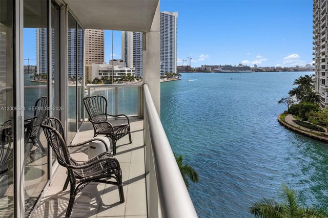 465 Brickell Ave 701, Miami, FL 33131